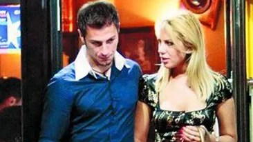 A cerut-o de nevasta la Roma!