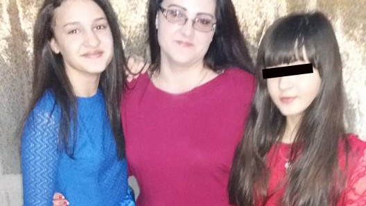 Izabela a împlinit 14 ani! Am găsit-o pe fetiţa care a invitat toată România la ziua ei!