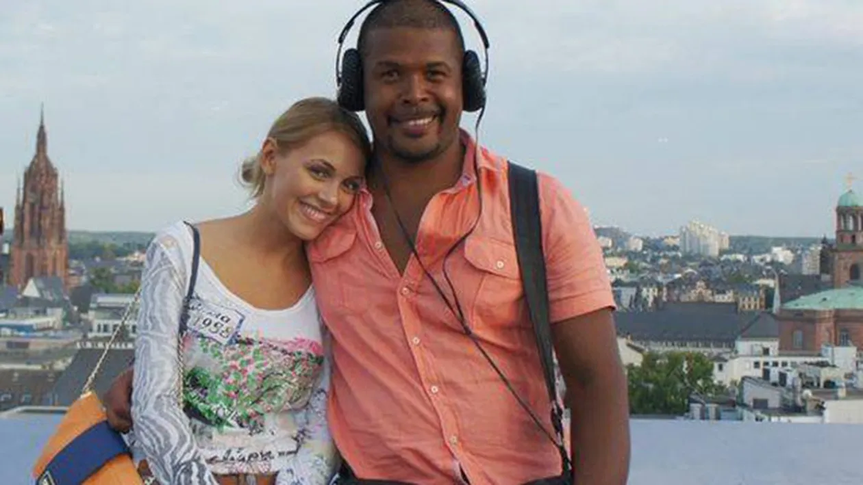 DETALIUL din aceasta imagine care a starnit critici! Cum si-a surprins Andreea Ibacka fanii de pe Facebook!