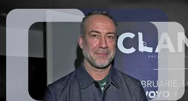 Actorul din Clanul s-a aliat cu juratul de la Vocea României și cu sora lui Kate Moss! ”Am ținut steagul sus!”