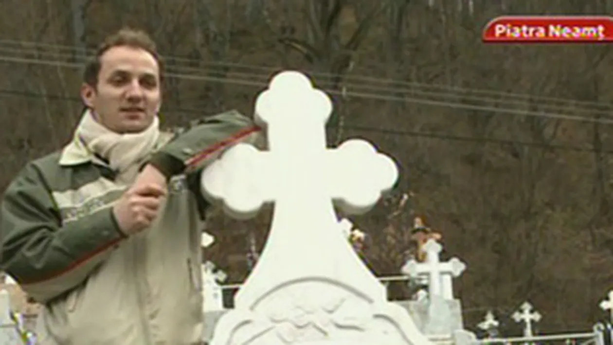 Incredibila poveste de viata a lui Mihai Traistariu! Tatal ii batea mama, care l-a blestemat sa moara de cancer: Tumoarea lui de la cap a plecat spre ochi!