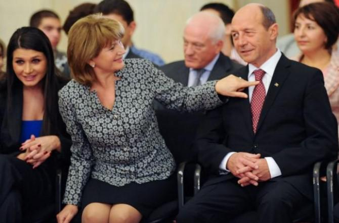 Traian Băsescu, la momentul adevărului. Care este subiectul despre care nu vorbește cu Maria. “Niciodată n-am dus acasă…”