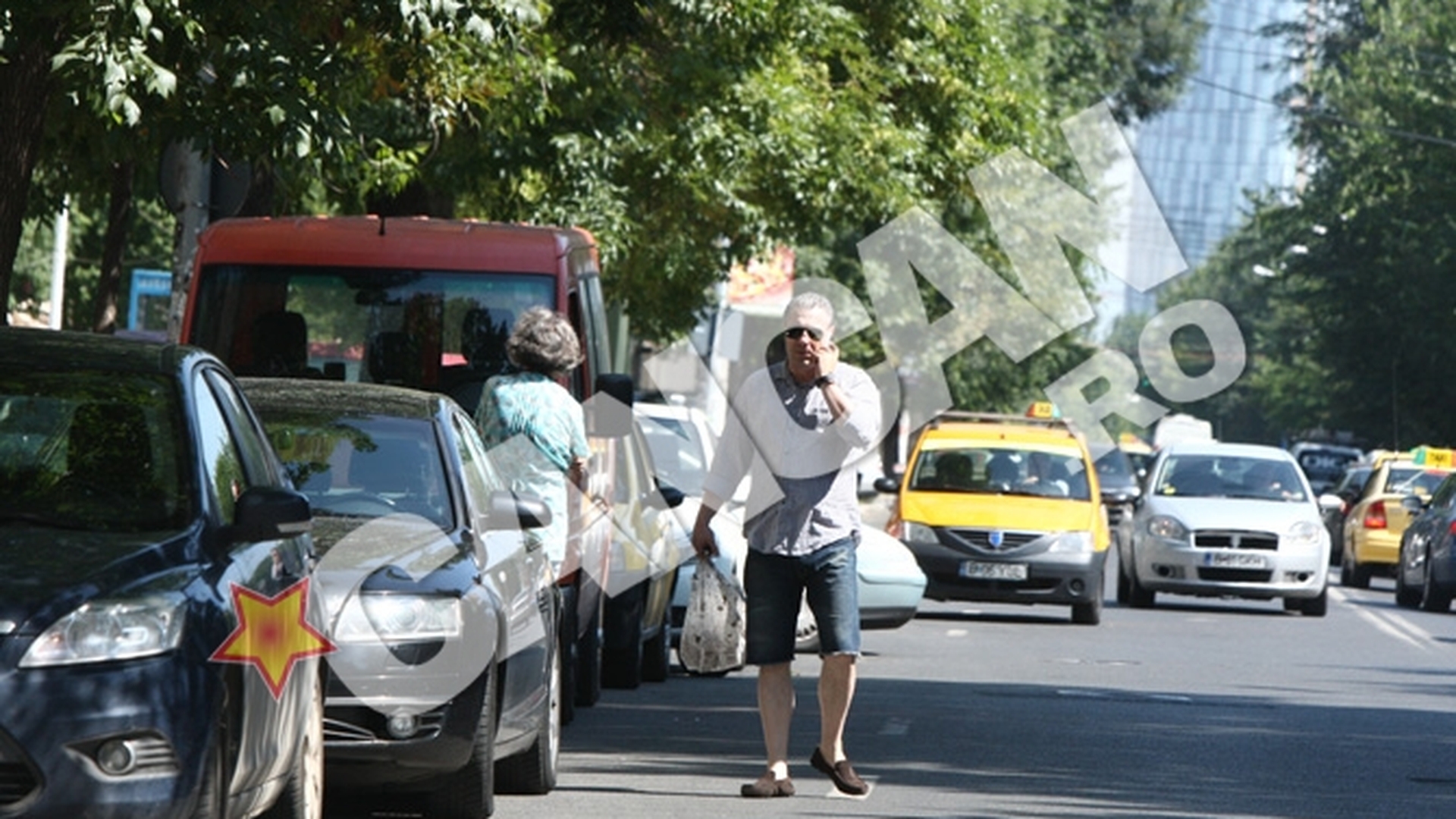 "Sumi" negociaza contracte cu plasa in mana