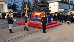 România intră de astăzi în doliu naţional