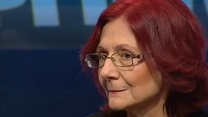 Mama Ioanei Popescu rupe tăcerea în scandalul dintre fiica ei şi Eduard Neagu! "Vreau să-l văd după gratii!". Replica fostului jurnalist