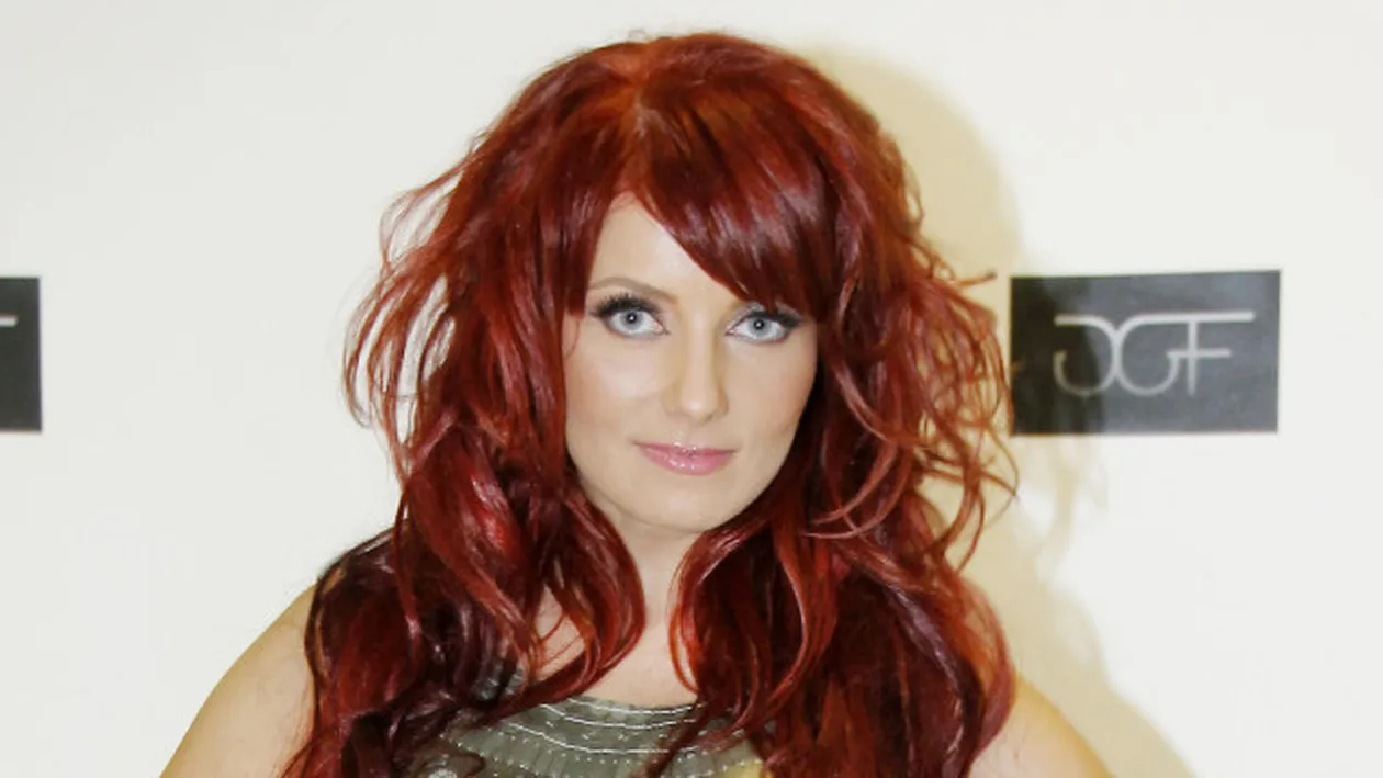 Sylvia se vrea femeie fatala.Imi place sa recurg la ipostaze diferite atat pe scena cat si in dormitor!