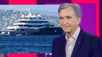 Bernard Arnault, cel mai bogat om din Franța, și-a comandat un iaht de 605 mil. €. Până e gata, se plimbă cu Symphony, de „doar” 150 de milioane de dolari