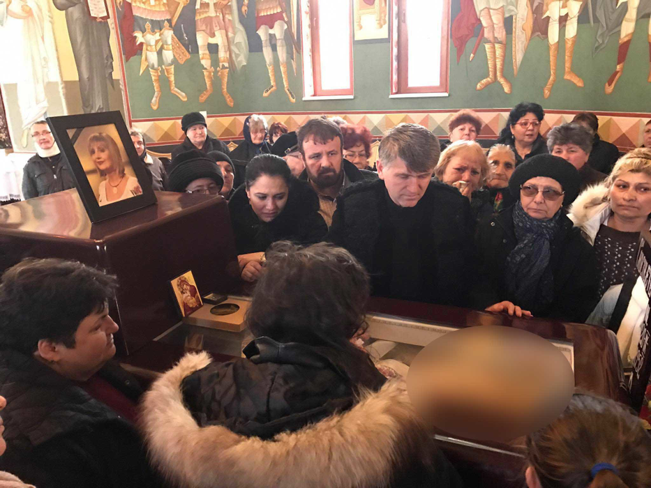 Gestul făcut de Cristian Pomohaci chiar la căpătâiul Ilenei Ciuculete i-a şocat pe oameni!