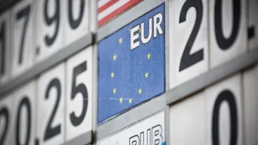 Curs valutar 14 august 2019. Ce s-a întâmplat cu euro înainte de minivacanța de Sfânta Maria