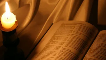 Noul Testament e o minciuna? Un cercetator american spune ca Bibilia e un fals! Apostolul Petru era analfabet!