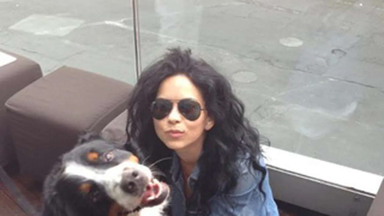 Inna a fost surprinsa in compania unui nou prieten! Vezi ce parere are despre el!