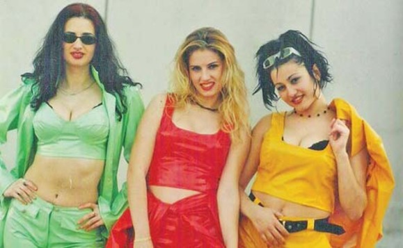 Cum o caracterizează Julia Chelaru pe Andreea Bănică, fosta ei colegă din trupa “Exotic”. “Individualistă și tăioasă la limbă. Ușor egoism, puțin venin”