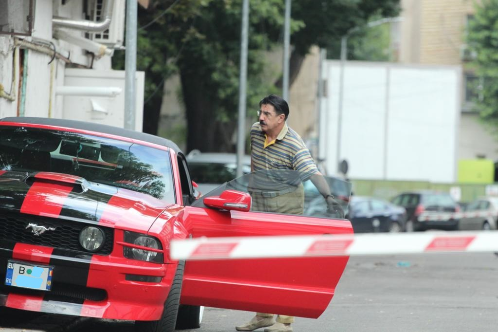 Controversatul judecător Corneliu Bogdan Ion-Tudoran, suspectat că a ”trecut” un Ford Mustang pe numele soacrei