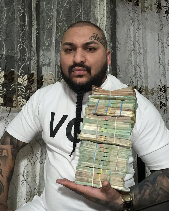 Dani Mocanu vrea să dea un concert de senzație în curtea lui. Sursă foto: Instagram