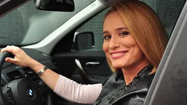 Andreea Esca a dat in mintea copiilor! Stirista s-a fotografiat intr-o ipostază care i-a cucerit definitiv fanii!