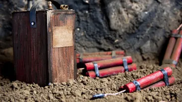 O explozie s-a produs in fata unui tribunal din Atena