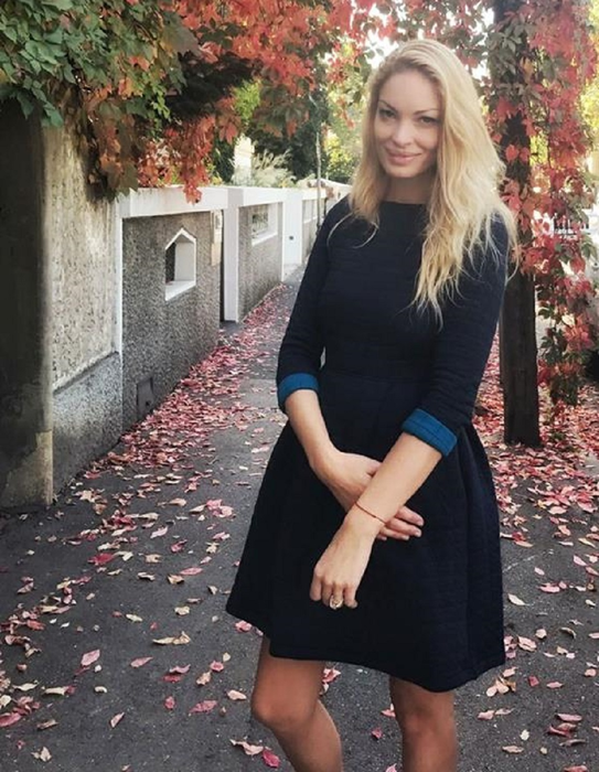 FOTO / Valentina Pelinel, surpriză neaşteptată de la Cristi Borcea, după ce nu a fost eliberat. Vedeta s-a mândrit în public cu gestul făcut de iubitul ei