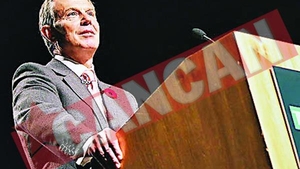 Tony Blair tine conferinte religioase