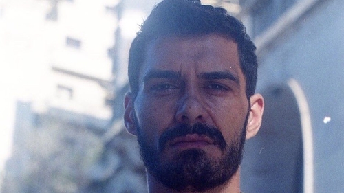 Probleme pentru George Burcea? Ce a făcut actorul în timpul procesului unde este judecat pentru că a condus mașina sub influența drogurilor