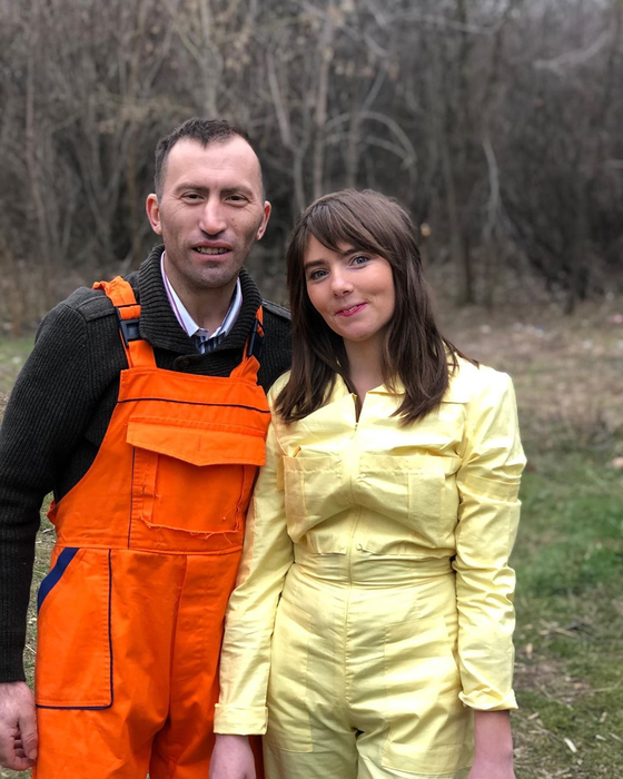 Vulpița, acuzată de socrii săi că nu este însărcinată cu Viorel Stegaru. “Ei au văzut filmulețul cu ea filmată pe câmp, în timp ce era cu niște băieți”