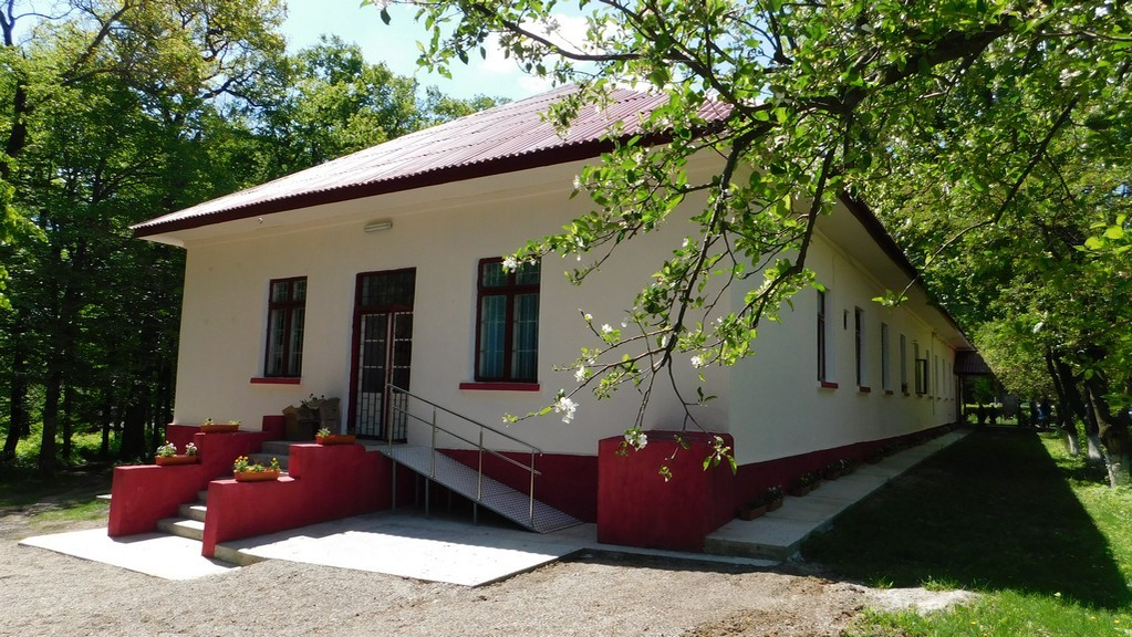 Spitalul Grajduri, locul orgiei bahice