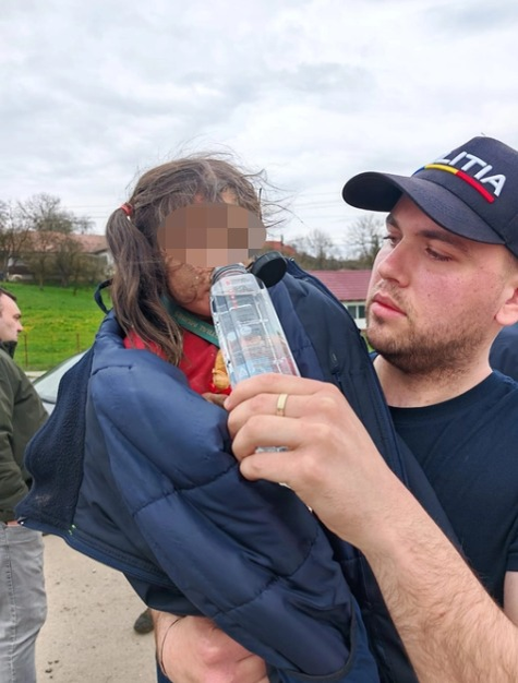 Melisa și Rebeca au fost găsite la 4 kilometri distanță de casă/ sursă foto: social media