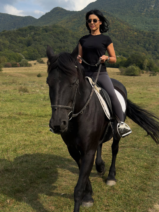 Andreea Popescu a stârnit îngrijorare cu ultima apariție! De unde sunt urmele de pe gât
