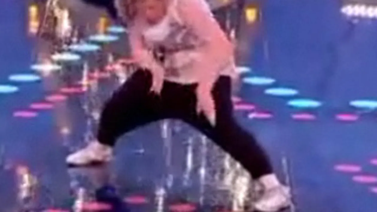 VIDEO Esti plinuta si nu prea stii sa dansezi? Ia lectii de la o blonda neexorcizata