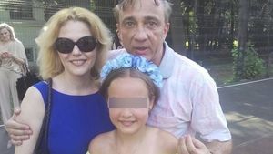 După ce soţul a iertat-o, fiind acuzată de infidelitate, Raluca Moianu a făcut anunţul! Vedeta şi-a mărit familia: ”Bine ai venit, micuţule...”