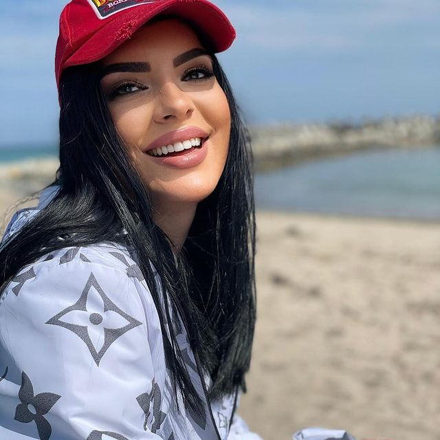Andreea Tonciu petrece sărbătorile acasă/Sursă foto: Instagram.com
