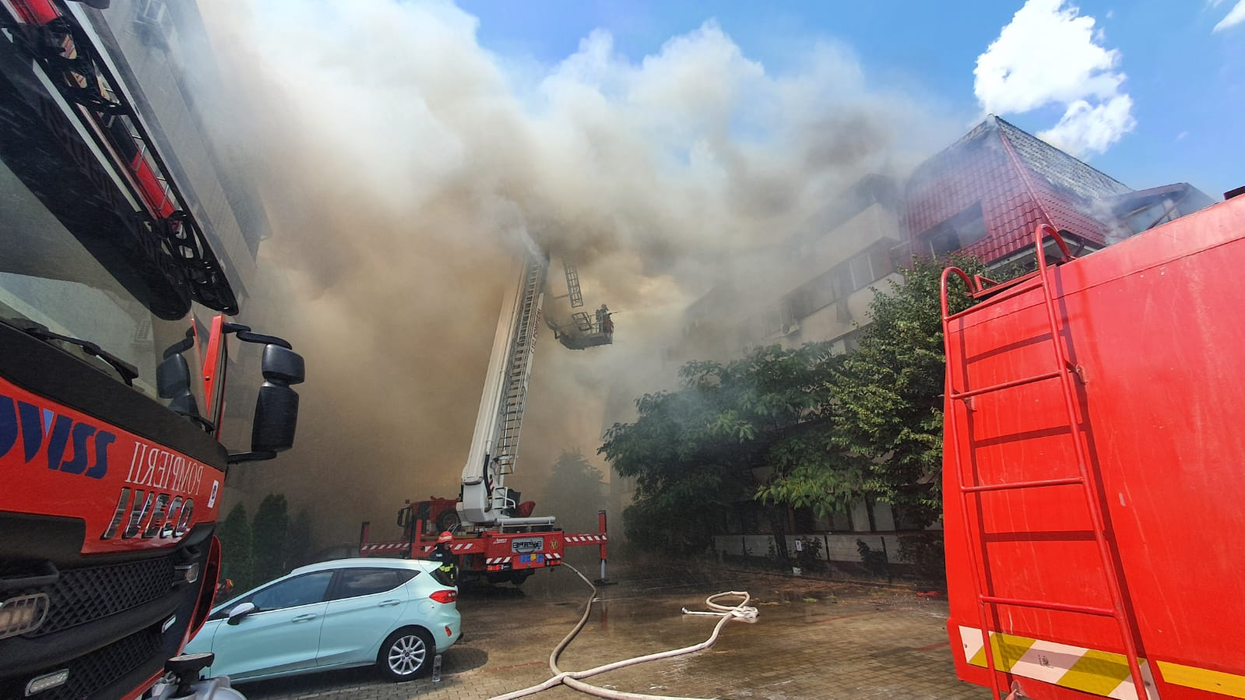 Incendiu în Popești-Leordeni. A fost emis mesaj Ro-Alert din cauza fumului!