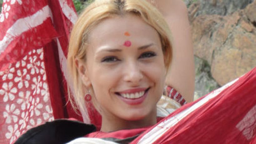 E scris in destinele lor! Iulia Vantur si Salman Kahn sunt suflete-pereche si au sanse mari sa se casatoreasca in 2015!