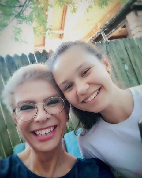 Teo Trandafir i-a spus fiicei ei că este adoptată, în direct! Reacţia ei a lăsat-o fără cuvinte: „Eu n-aş putea să-i spun mamă”