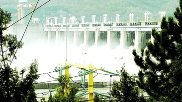 Otrava din Ungaria a ajuns in Romania! Oamenii isi fac provizii de apa