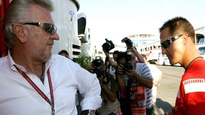Fostul manager al lui Michael Schumacher trece prin momente grele. Germanul a fost atacat în propria casă