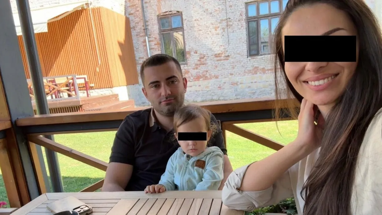 Cine sunt părinții fetiței de 2 ani care a murit pe scaunul medicului. Tatăl său ar fi un antreprenor de succes