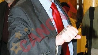 Adrian Cioroianu i-a redus pensia fiului sau