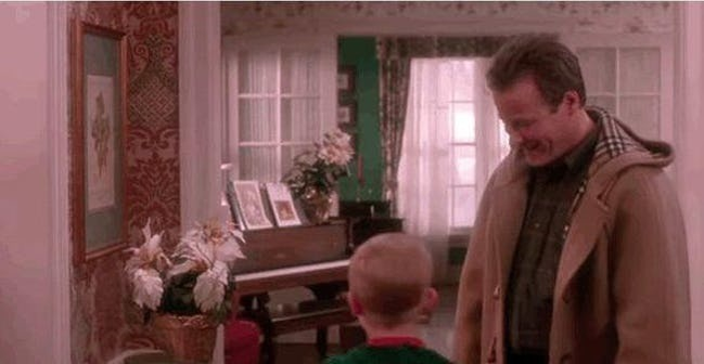 Macaulay Culkin şi John Heard în "Singur acasă"