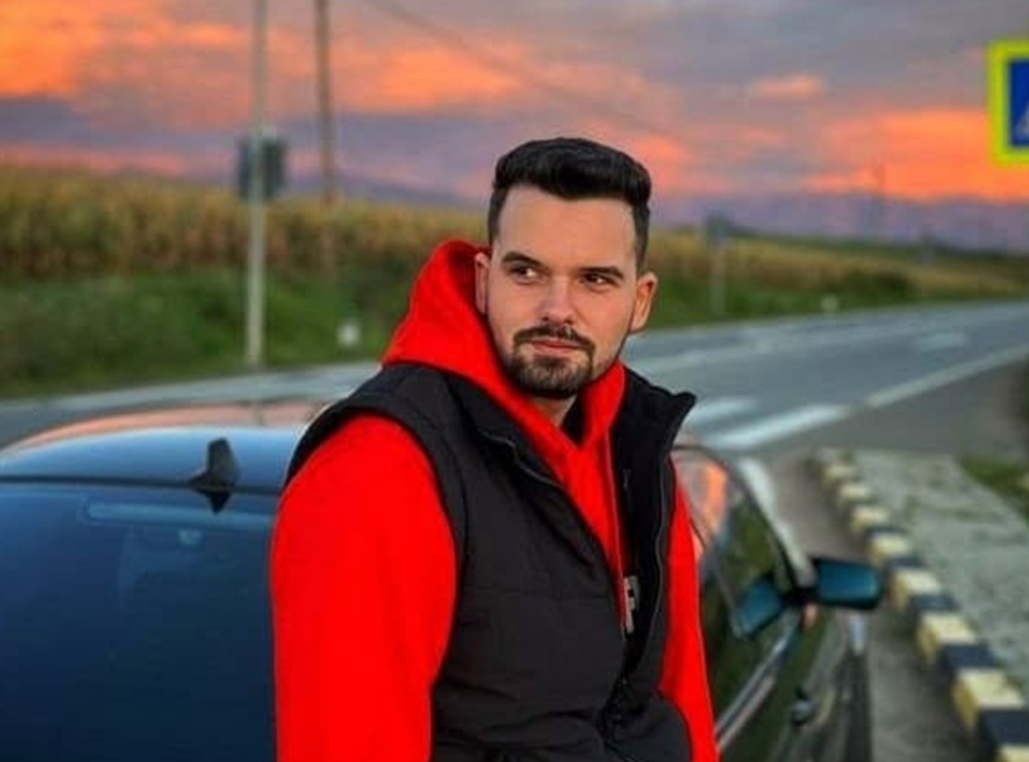 Alex, tânărul mort din Beiuș, a fost înmormântat. Cine a apărut să-l conducă pe ultimul drum