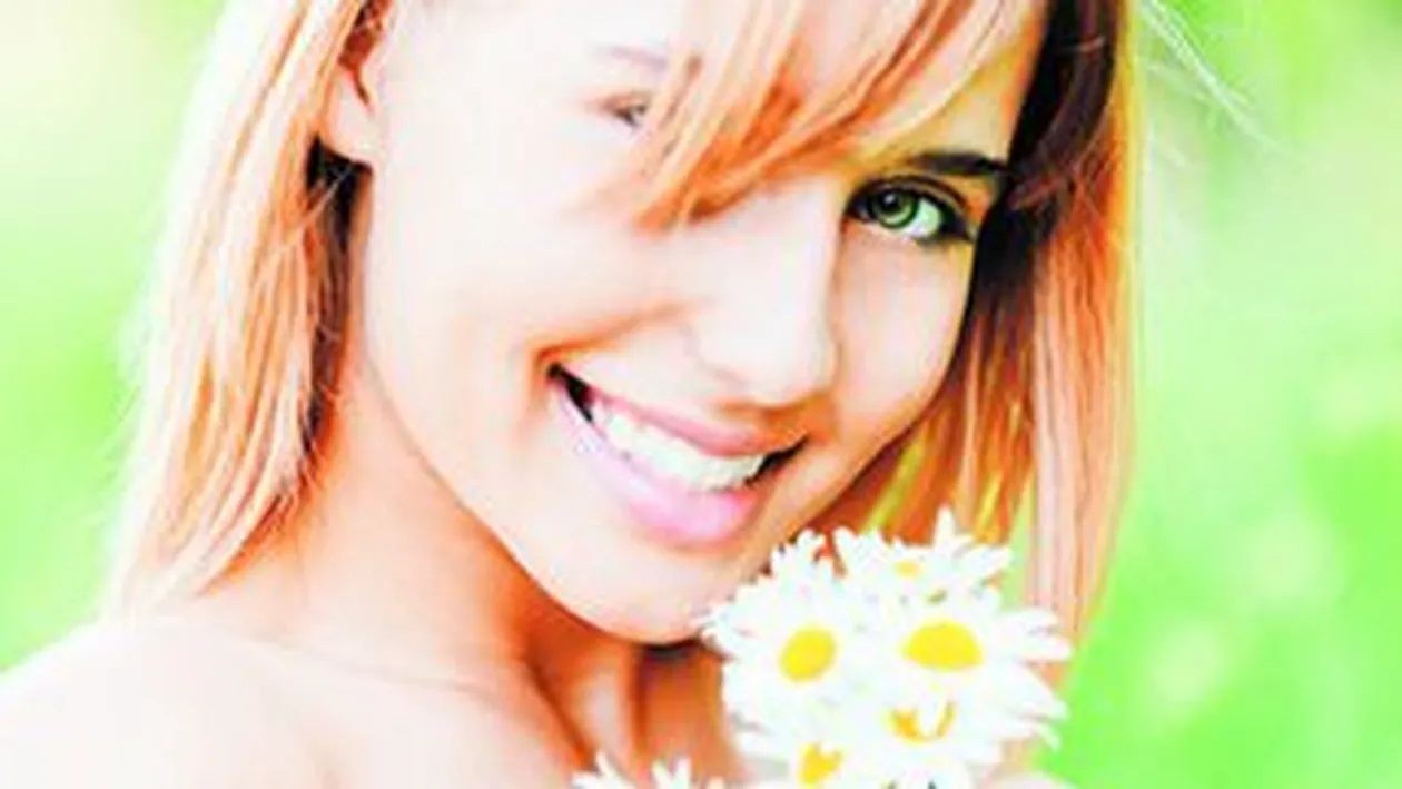 Scapa de pungile de sub ochi, tonifica pielea si calmeaza tenul iritat