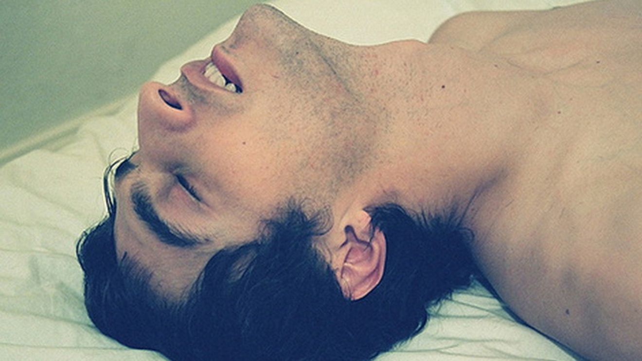 Nu ai mai auzit asa ceva! Are ORGASM de fiecare data cand... "Viata mea a devenit un cosmar"