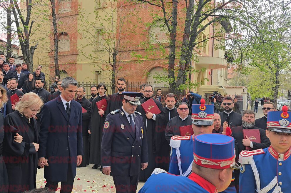 Mircea Lucescu, pe ultimul drum. Imagini copleșitoare de la ceremonia în care lumea fotbalului își ia adio de la un titan