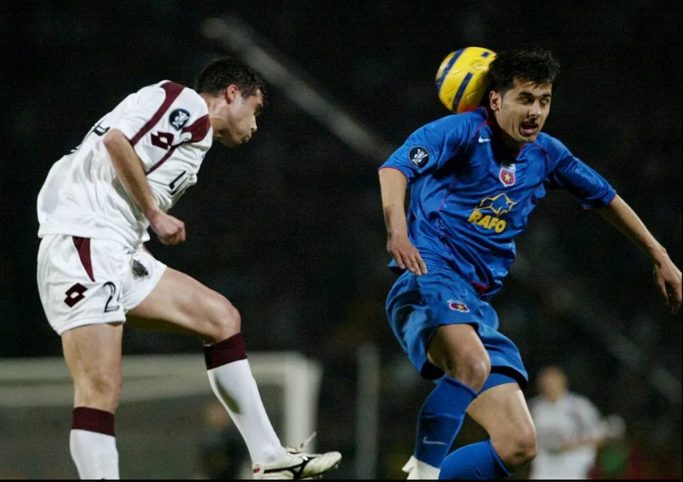 Tu faci echipa FCSB all-time! Cei mai buni 22 de fotbaliști roș-albaștri din cei 22 de ani cu Gigi Becali! Patronul-antrenor alege în fiecare etapă, tu decizi pentru istorie!