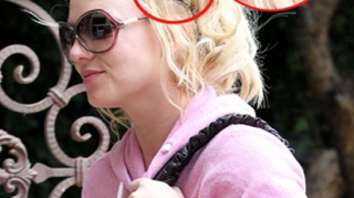 Uite ce extensii urate are Britney Spears!