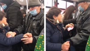 Scene halucinante într-un autobuz din Iași! Un bărbat a pălmuit o femeie care nu purta masca în mod corespunzător