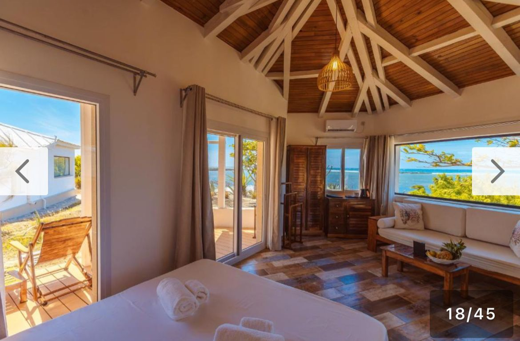Nu e o glumă! Cât costă o noapte de cazare la hotelul din Madagascar al lui Radu Mazăre