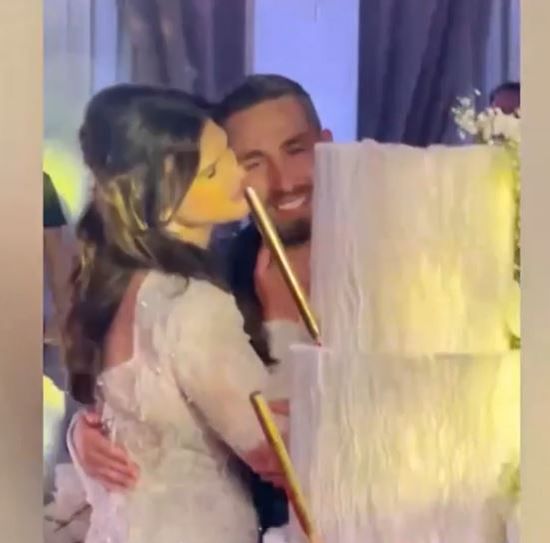 Gina Pistol a cântat la nunta Monicăi Bîrlădeanu cu Valeriu Gheorghiță! Așa n-ai mai văzut-o pe prezentatoarea MasterChef, de la PRO TV