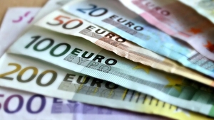 Primăria oferă sprijin de 2.400 de euro pentru chirie în Italia. Cine intră în program