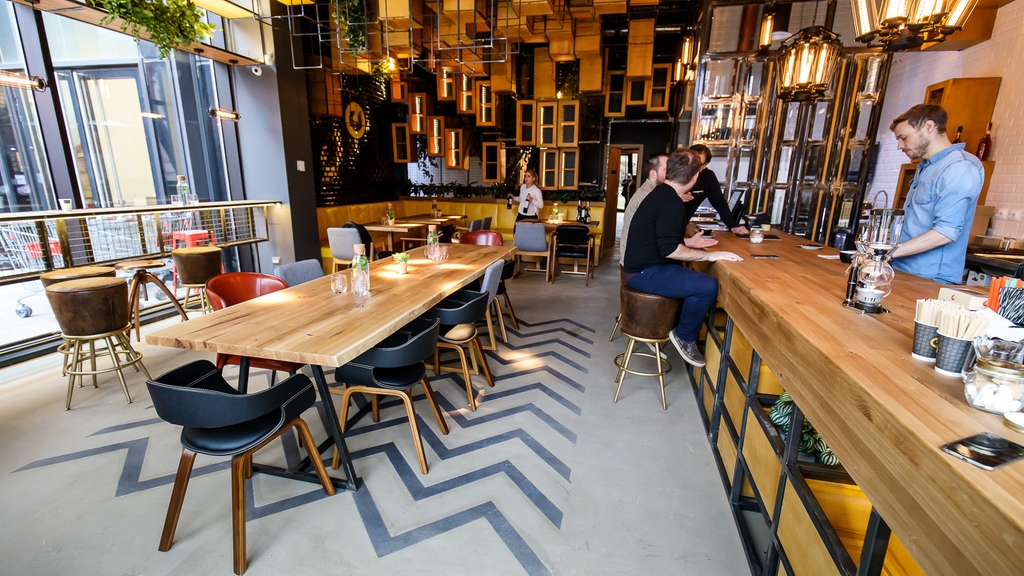 Se redeschid restaurantele și cafenelele chiar înainte de Revelion! Care este orașul unde se întâmplă asta