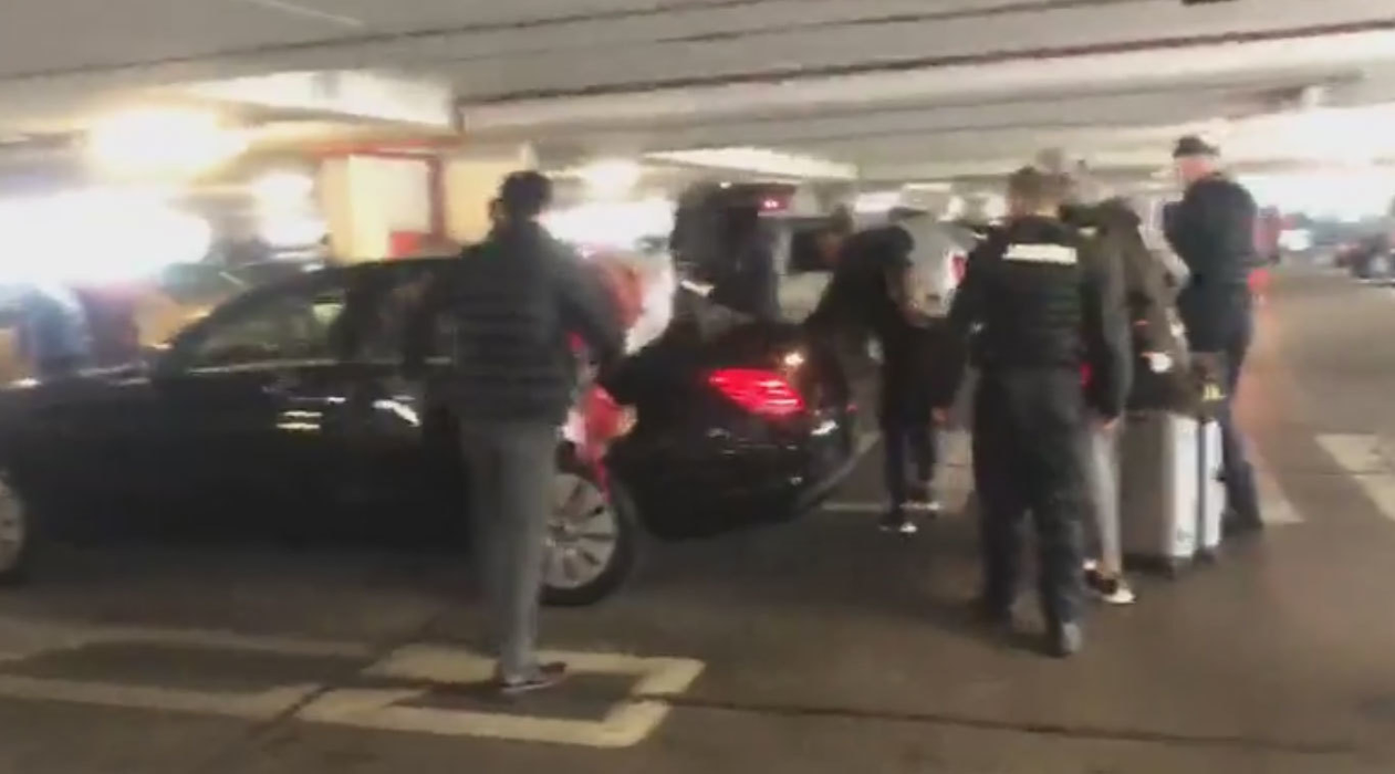 Simona Halep, luată de la aeroport cu o limuzină de zeci de mii de euro